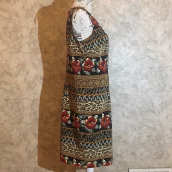 Kathie Lee Sleeveless Safari Floral Dress - Picture 6 of 8